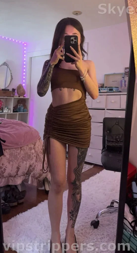 Rochester, NH stripper Skye